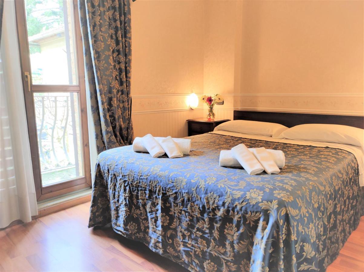Hotel Arcobaleno Siena Bagian luar foto