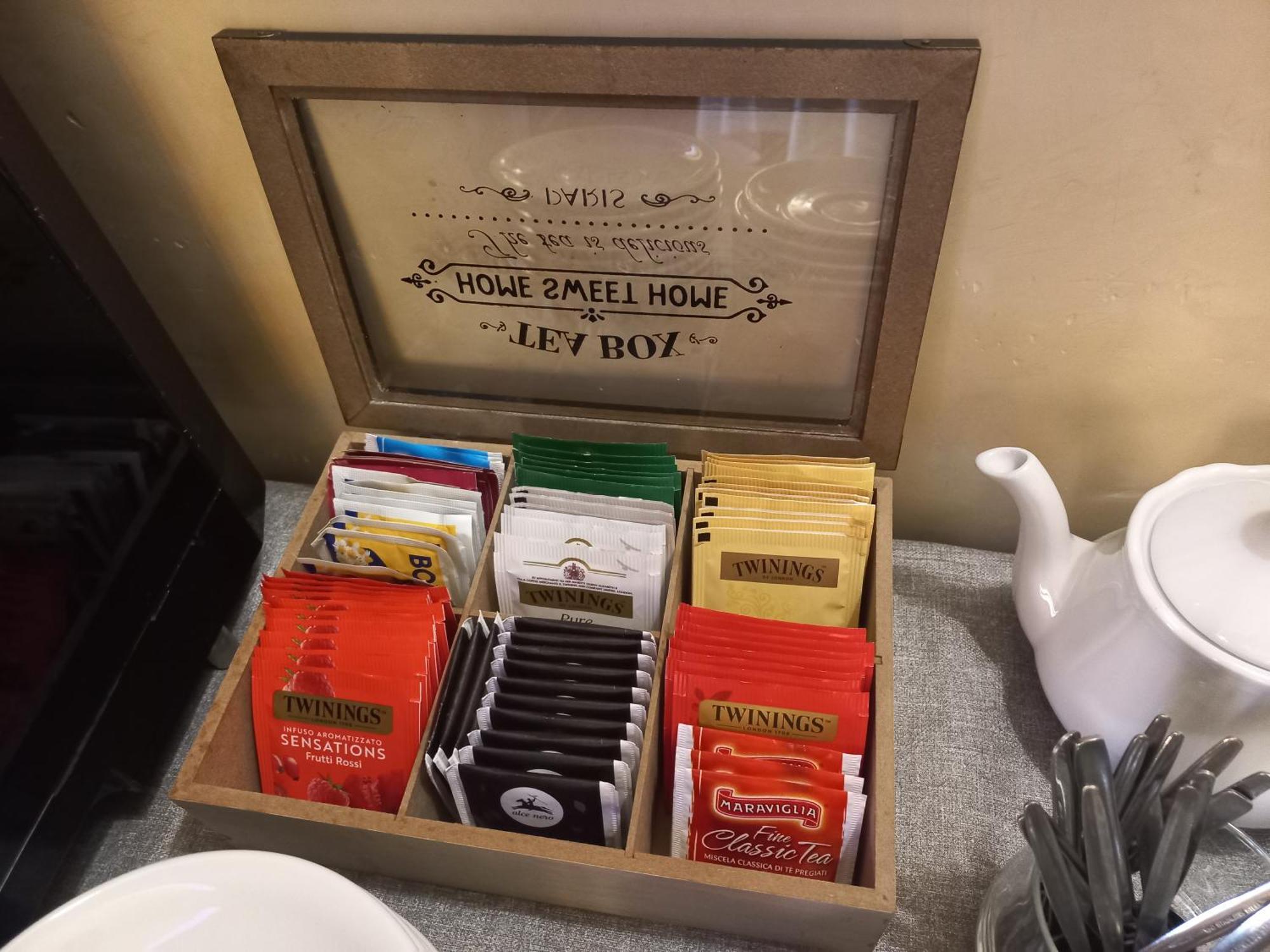 Hotel Arcobaleno Siena Bagian luar foto